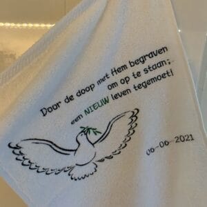 Gastendoekje doop duif